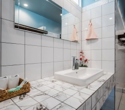 Вилла Superior с балконом и с видом на сад в Kata Tranquil Villa