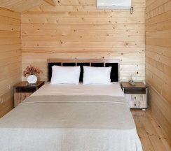 Трёхместный номер Economy с балконом и с красивым видом из окна в Holiday park