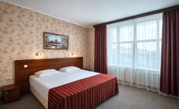 Номер 1 категории Улучшенный в Регина