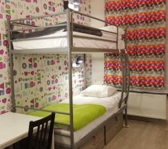 Кровать в общем номере в Hostel Lwowska 11