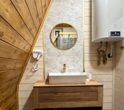 Дом 5 в Ёлки house