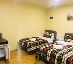 Трёхместный номер Comfort в The oldest Tbilisi