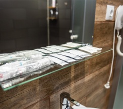 Стандартный номер с одной двуспальной кроватью в Smart Hotel Kantemirovsky