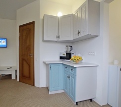 Стандартный семейный двухкомнатный номер с террасой в Белое солнце