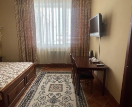 Номер стандарт с 1 двуспальной кроватью в Комплекс на Высоцкого