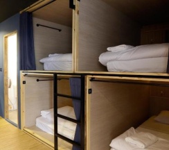 Капсула в Borbaboom Phuket Poshtel And Hostel Sha By Zuzu