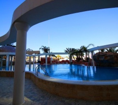 Апартаменты с 2 комнатами с балконом в Sunset apartment's Residence du Golf
