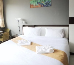 Двухместный номер Standard с балконом двуспальная кровать в Guan Chao Yin Hotel