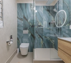 Улучшенные четырехместные апартаменты 1+1+1+1 | Superior apt QUAD 1+1+1+1 в Аура