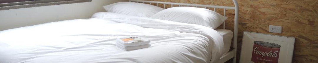 Кровать в общем номере в Dope Hostel
