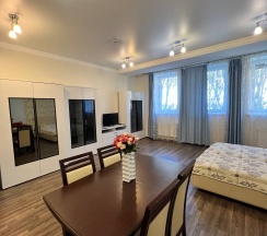 Апартаменты с 2 спальнями в Golden Sun