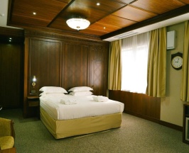 Двухместный люкс двуспальная кровать в City Hotel Bishkek
