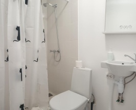 Бунгало улучшенное с 1 двуспальной кроватью №7 в 9-й километр