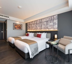 Двухместный номер Deluxe 2 отдельные кровати в Ramada Plaza by Wyndham Chao Fah