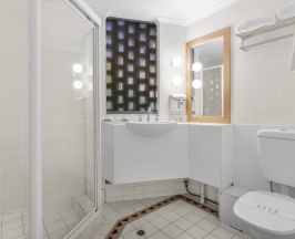 Четырёхместный номер Classic в Airport International Hotel Brisbane