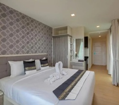 Двухместный номер Deluxe с видом на море двуспальная кровать в Отель Splendid Sea View Resort