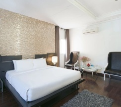 Одноместный люкс двуспальная кровать в A&EM - The Petit Hotel
