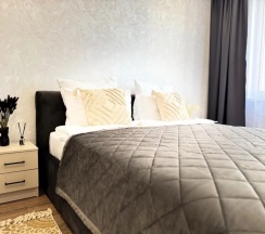 Апартаменты с балконом в Апартаменты Like Home на Земнухова 2
