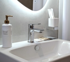 Top Studio room с двумя раздельными кроватями или одной большой и диваном (верхний этаж) в Leto