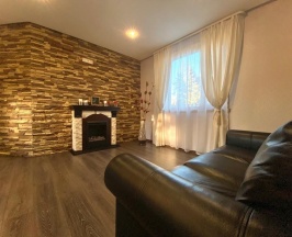 Коттедж с красивым видом из окна в У Ясеня