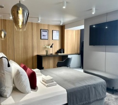 DE LUXE (BATH) в Milot