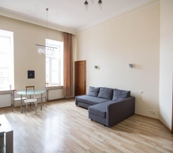 3-комнатные апартаменты студия в Apart24