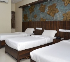 Трёхместный номер Standard в Hotel Shambuji