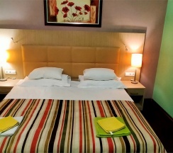 двухместный номер с кроватью king-size в На Волге