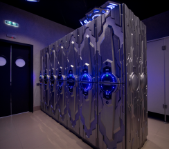 Капсула в 8 местном номере для мужчин и женщин в Elisa space club