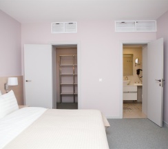 АПАРТАМЕНТЫ Корпус "Белый Дом" Вид на ВОЛГУ в Lada-resort