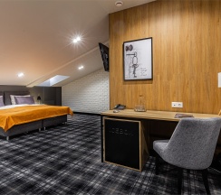 Улучшенный комфортный номер на мансардном этаже в Key hotel