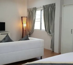 Люкс Deluxe с видом на бассейн в La Maison Ya Nui Resort Phuket