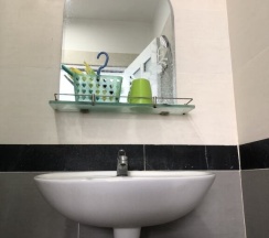 Четырёхместный номер Standard с балконом в Gold Hotel