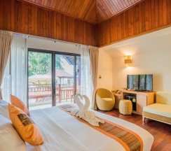 Двухместная вилла Seaside Wing Deluxe двуспальная кровать в Kacha Resort and Spa Koh Chang