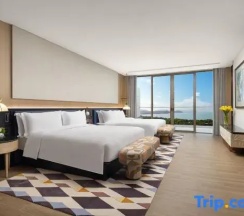 Четырёхместный люкс с видом на океан в voco Sanya Dadonghai By IHG