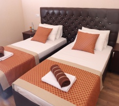 2-местный номер полулюкс улучшенный в Гранат