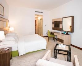 Двухместный номер Deluxe (двуспальная кровать) в BM Beach Hotel