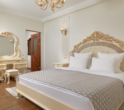 Royal Suite в Garuda Boutique Hotel