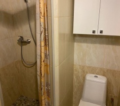 Четырёхместный номер Comfort с красивым видом из окна в Дюна-центр