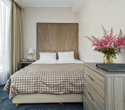 Комфорт + для двоих в Империи 48 этаж в Panorama city hotel