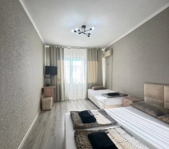 Трёхместный номер Standard с балконом в Ольга