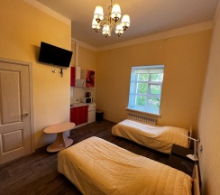 Студия с двумя односпальными кроватями в Советский