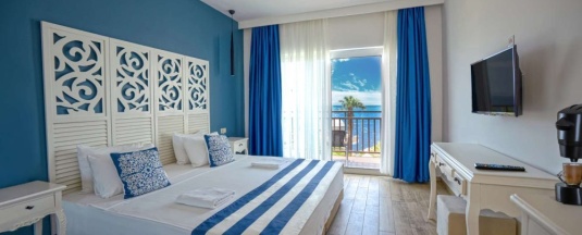 Двухместный клубный номер двуспальная кровать в Blue Dreams Resort