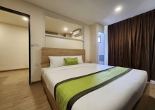 Люкс Deluxe с балконом в Icheck Inn Darisa Patong