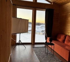 Дом с террасой в Lake Camp