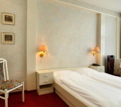 Двухместный номер Standard двуспальная кровать в Hotel Bellmoor Im Dammtorpalais