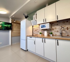 Апартаменты №10 "Люкс" на мансардном этаже в Саквояж