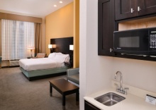 Двухместный номер Standard двуспальная кровать в Holiday Inn Express & Suites Austin South, an IHG Hotel