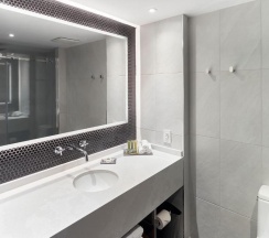Двухместный номер Superior двуспальная кровать в Hotel Bonaventure Montreal