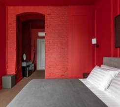 Двухместный номер Superior (двуспальная кровать) в Апартаменты Red room в NikolaevBuilding